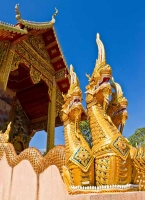 wat-phra-that-doi-kham-naga-l - Copy (2).jpg - Doi Suthep, Winter Palace, Wat Umong and Wat Phra That Doi Kham Private tour | https://sabaigobangkok.com